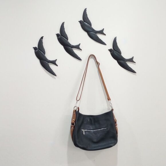 NWOT! I Medici Firenze Made In Italy Black & Tan Pebbled Leather Shoulder Bag - Picture 2 of 16